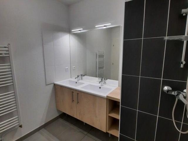 Location Appartement 3 pièces 66m² PINS JUSTARET 31860