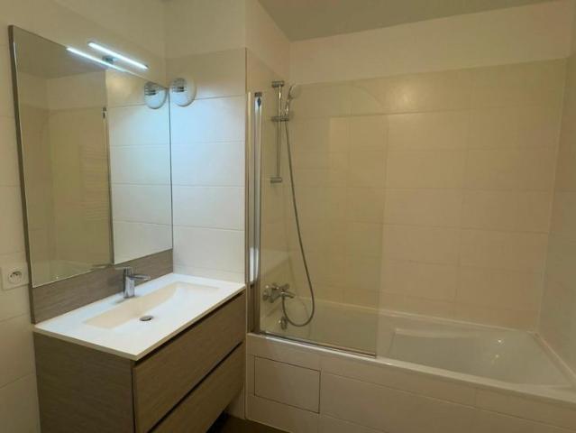 Location Appartement 3 pièces 66m² PUTEAUX 92800