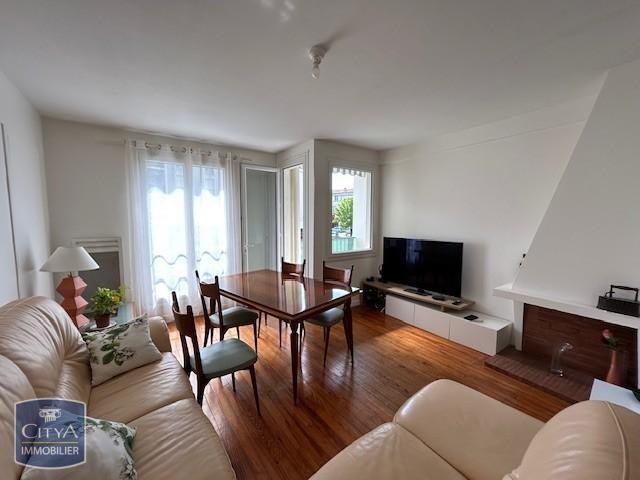 Location Appartement 3 pièces 66m² ROYAN 17200