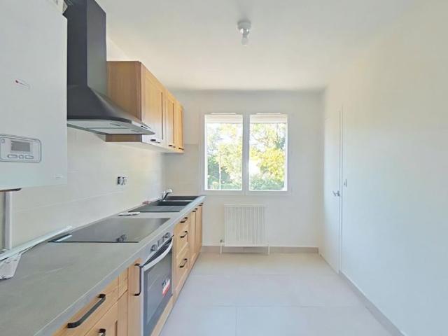 Location Appartement 3 pièces 66m² ROMANS SUR ISERE 26100