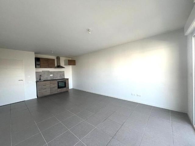Location Appartement 3 pièces 66m² REZE 44400