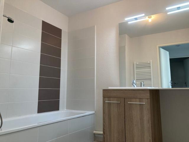 Location Appartement 3 pièces 66m² TOULOUSE 31200