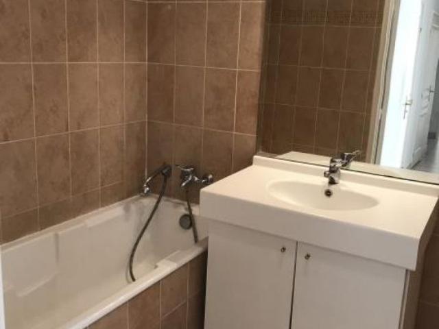 Location Appartement 3 pièces 66m² VILLEURBANNE 69100