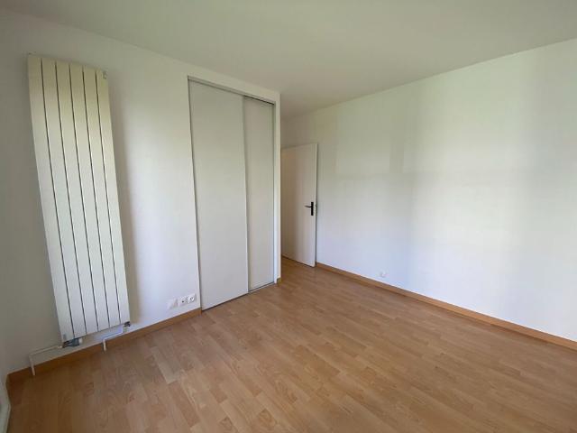 Location appartement 3 pièces, 68.58m², Maurepas