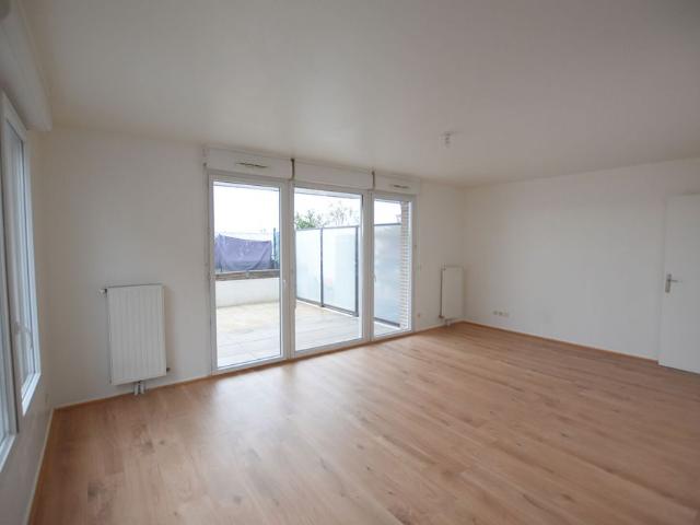 Location appartement 3 pièces, 68.93m², Cergy