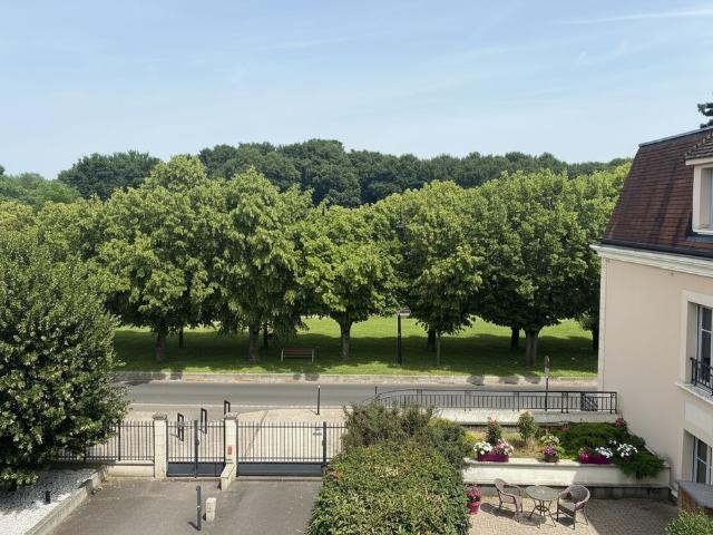 Location appartement 3 pièces, 68.00m², Le Port Marly