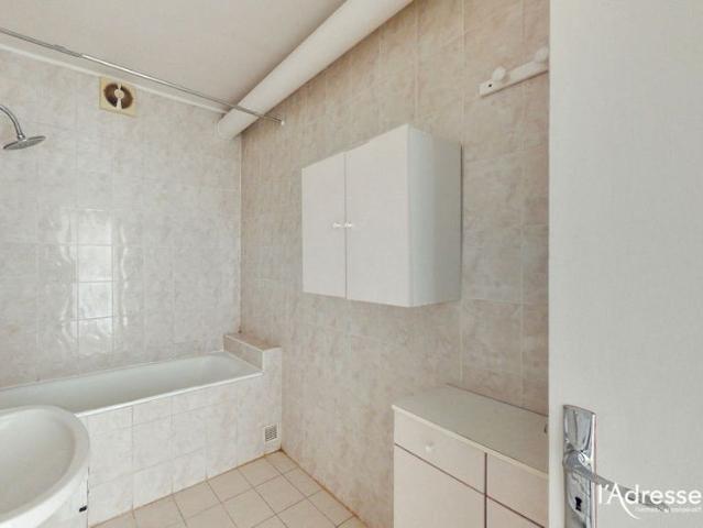 Location appartement 3 pièces, 68.02m², La Celle Saint Cloud