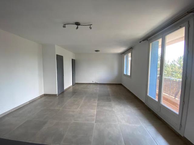 Location Appartement 3 pièces 68.18 m2 Manosque