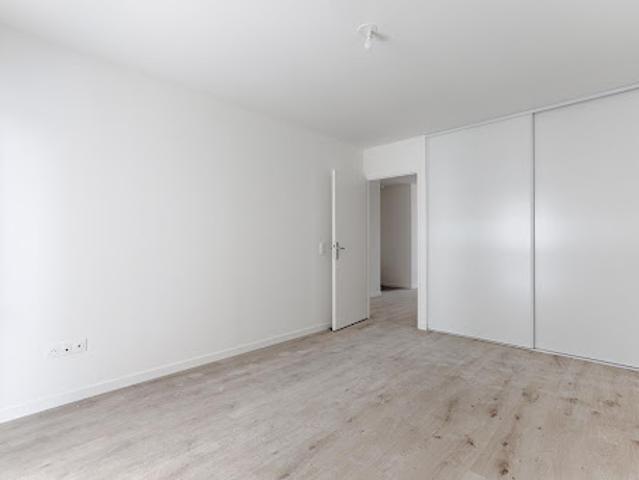 Location Appartement 3 pièces 68 m2 Aubervilliers