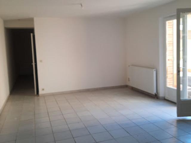 Location Appartement 3 pièces 68 m2 Caussade