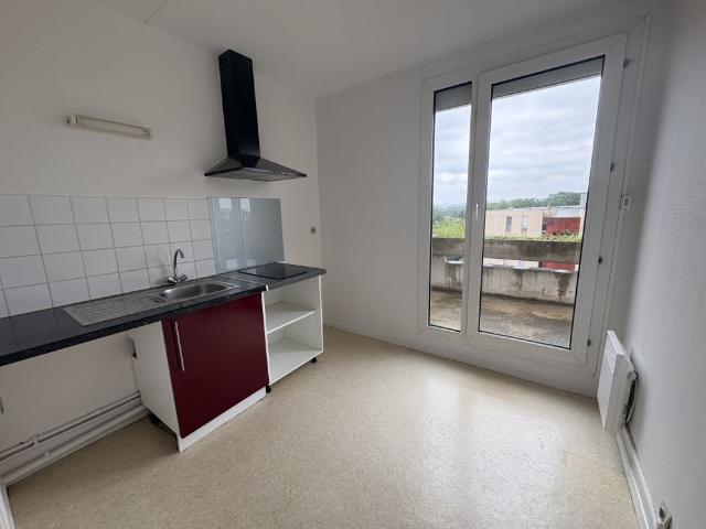 Location Appartement 3 pièces 68m² CARCASSONNE 11000