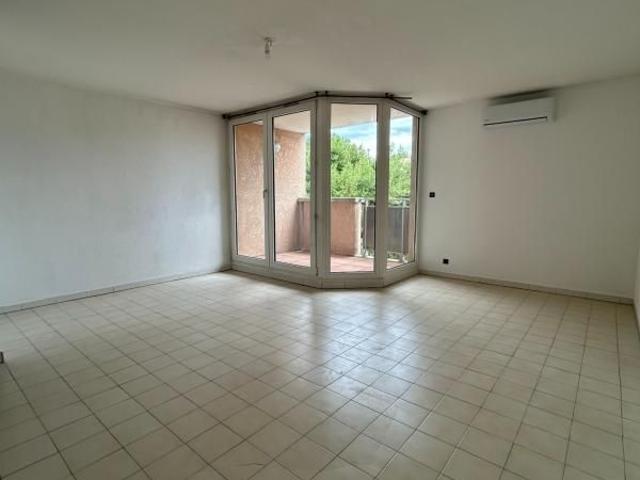 Location Appartement 3 pièces 68m² AVIGNON 84000