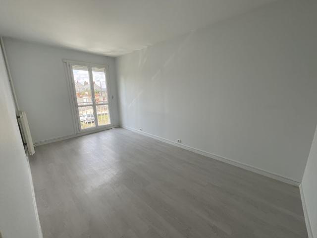 Location Appartement 3 pièces 68m² BOURGES 18000