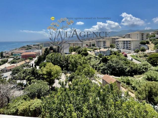 Location Appartement 3 pièces 68m² BASTIA 20600