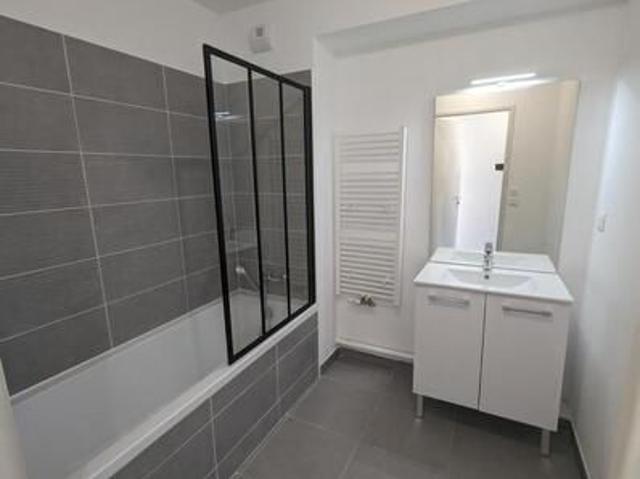 Location Appartement 3 pièces 68m² ISTRES 13800
