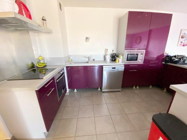 Location Appartement 3 pièces 68m² ONET LE CHATEAU 12850