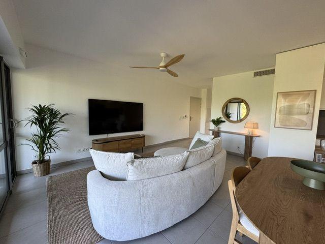 Location Appartement 3 pièces 68m² MARSEILLE 7ème