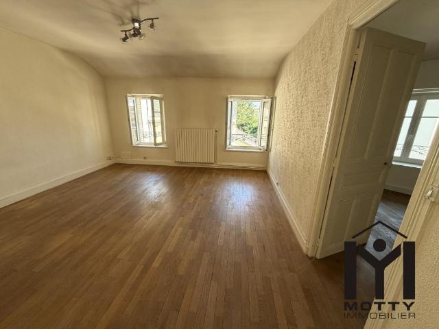 Location Appartement 3 pièces 68m² NANCY 54000