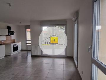 Location Appartement 3 pièces 68m² ST BONNET DE MURE 69720