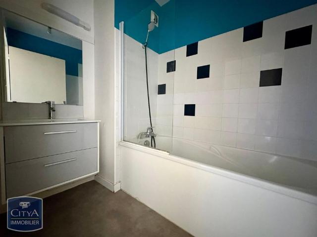 Location Appartement 3 pièces 68m² ST LEONARD DE NOBLAT 87400
