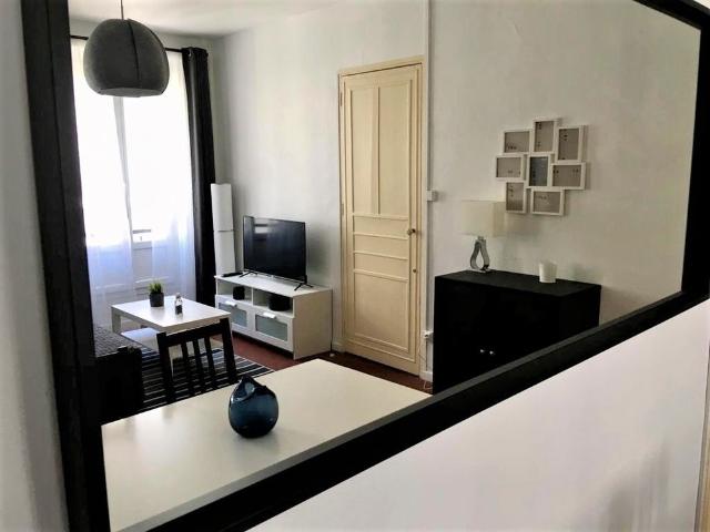 Location Appartement 3 pièces 68m² TOULON 83000