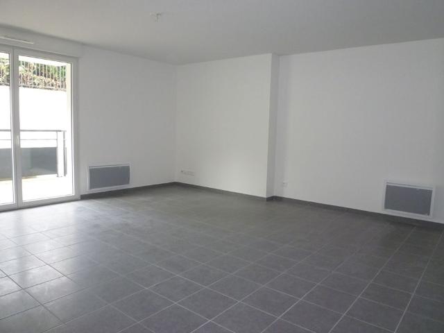 Location appartement 3 pièces, 69.40m², Castanet Tolosan
