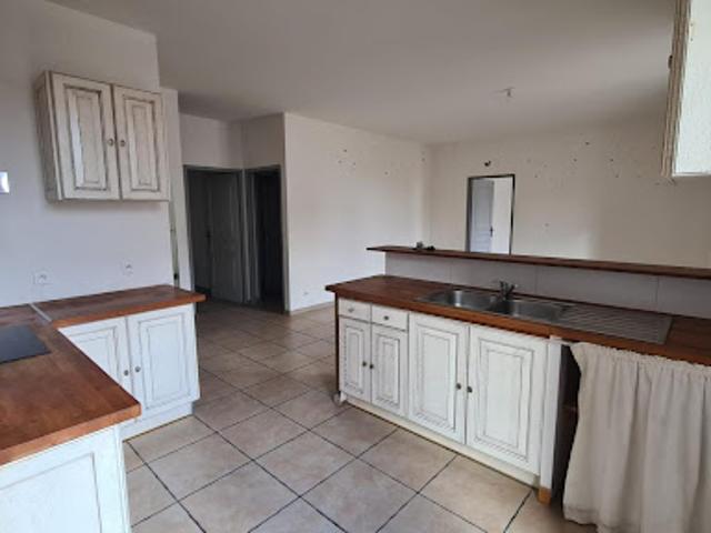 Location Appartement 3 pièces 69.78 m2 Loupian