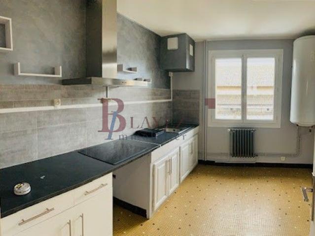 Location Appartement 3 pièces 69.85 m2 Ussel