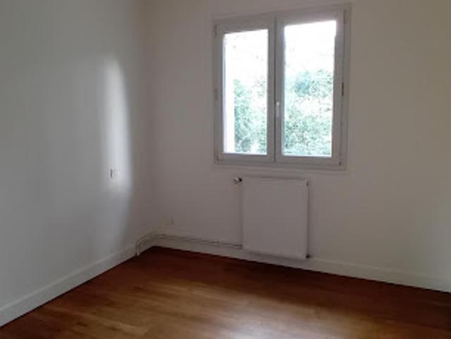 Location Appartement 3 pièces 69.96 m2 Sarlat la caneda