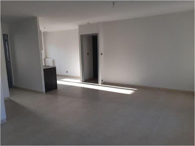 Location Appartement 3 pièces 69 m2 Cendras
