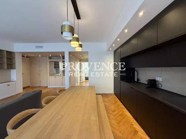 Location Appartement 3 pièces 69 m2 Marseille 8ème