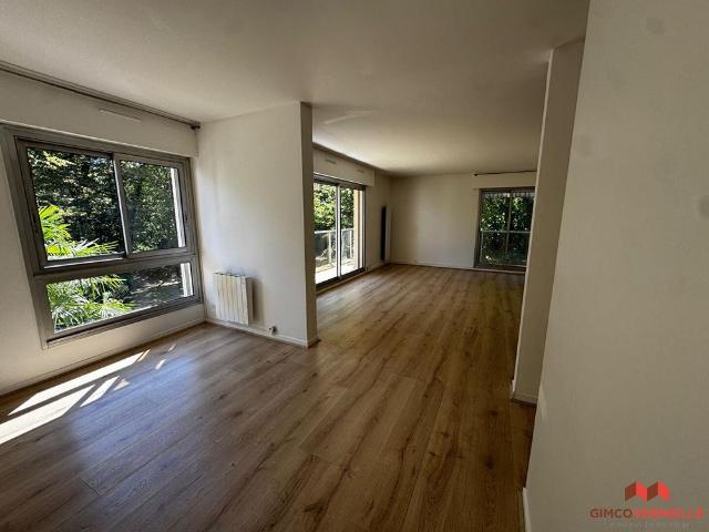 Location Appartement 3 pièces 69m²