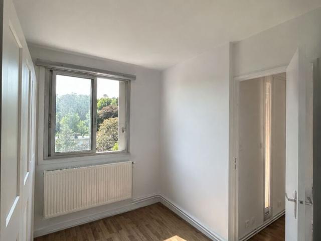 Location Appartement 3 pièces 69m²