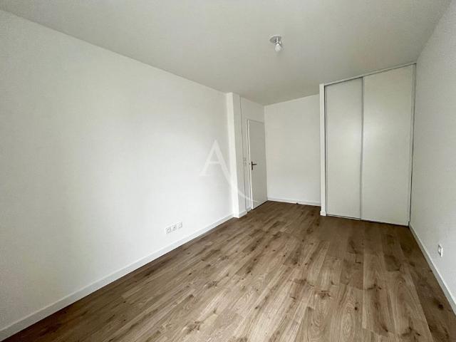 Location Appartement 3 pièces 69m²