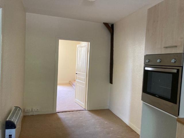 Location Appartement 3 pièces 69m² COUSSAC BONNEVAL 87500