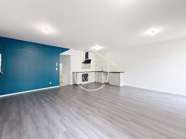 Location Appartement 3 pièces 69m² CASTILLON LA BATAILLE 33350