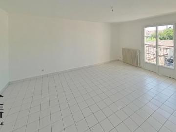 Location Appartement 3 pièces 69m² CHAUVIGNY 86300