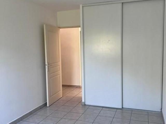 Location Appartement 3 pièces 69m² BRIGNOLES 83170