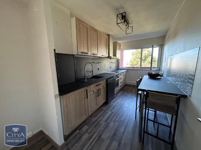 Location Appartement 3 pièces 69m² GRAND CHARMONT 25200