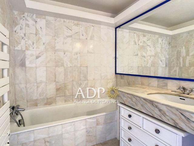 Location Appartement 3 pièces 69m² GRASSE 06130