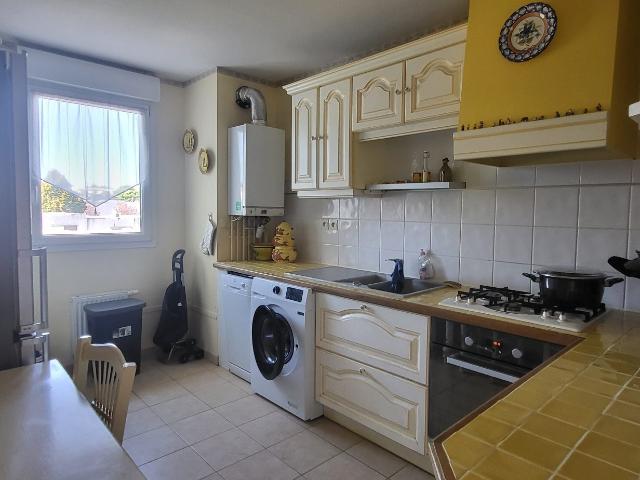 Location Appartement 3 pièces 69m² MONTPELLIER 34080