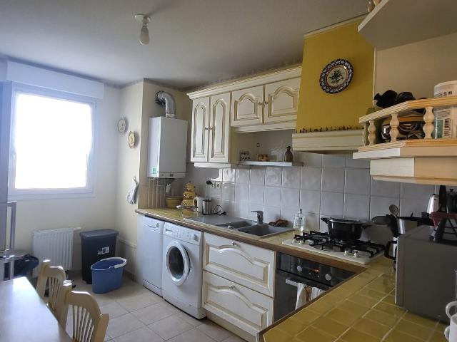 Location Appartement 3 pièces 69m² MONTPELLIER 34080