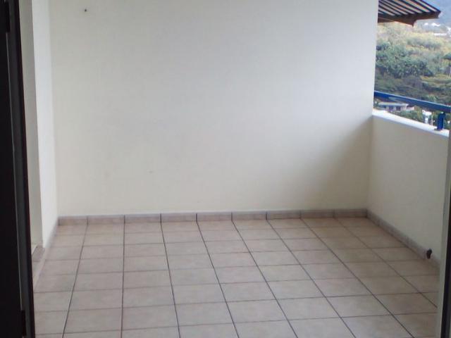 Location Appartement 3 pièces 69m² ST DENIS 97400