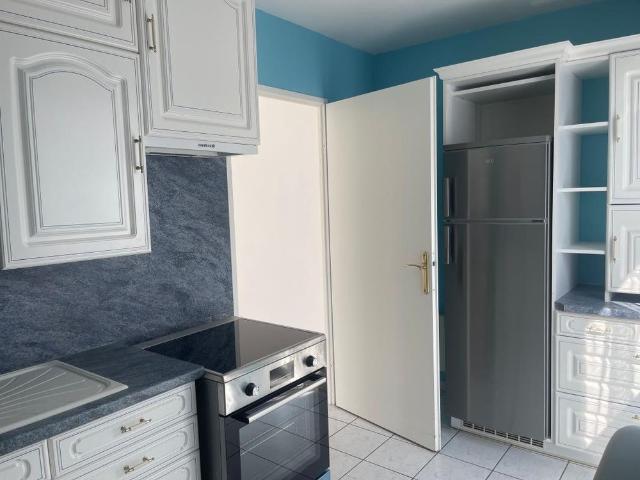 Location Appartement 3 pièces 69m² STE GENEVIEVE DES BOIS 91700