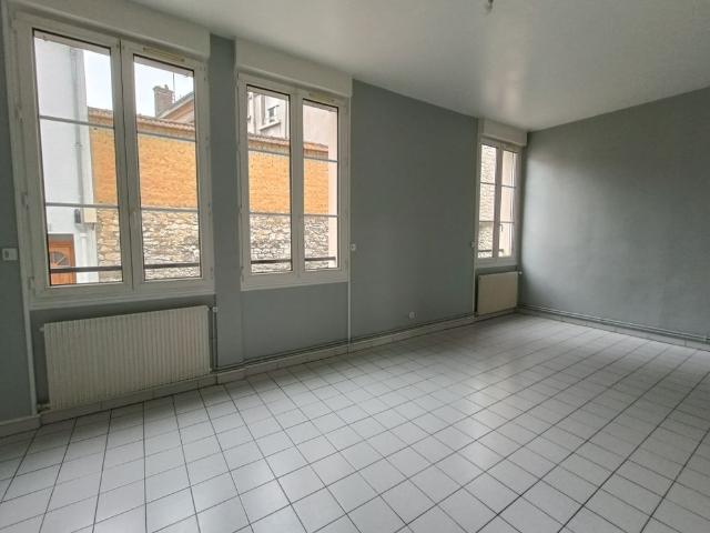 Location Appartement 3 pièces 69m² REIMS 51100