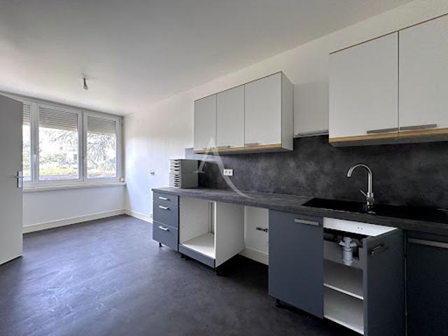 Location Appartement 3 pièces 73.71 m2 Reims