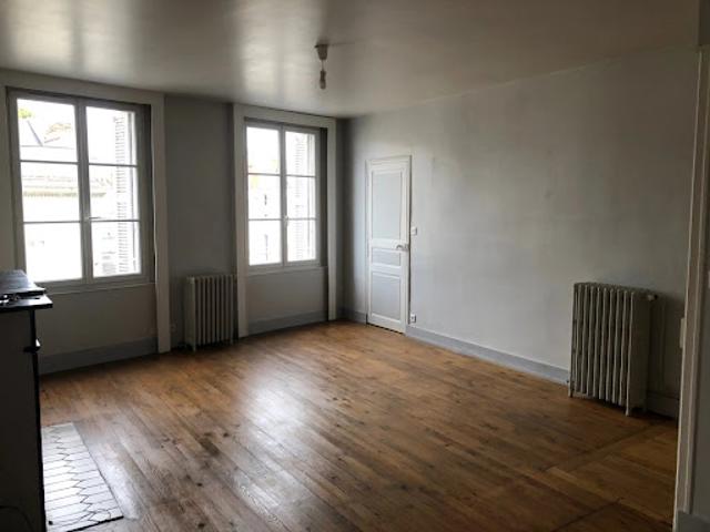 Location Appartement 3 pièces 73 m2 Saumur