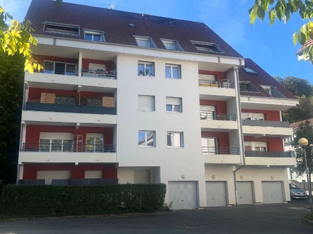 Location: Appartement 3 pièces 73 m2 – STE SUZANNE