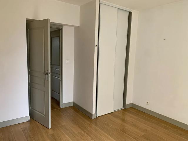Location Appartement 3 pièces 73m²