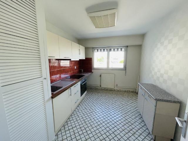 Location Appartement 3 pièces 73m² CHATELLERAULT 86100